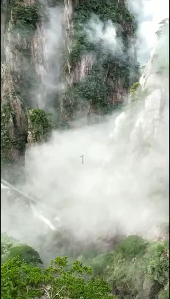 临渭区线王村手工挂面加工忙 特色产业助增收